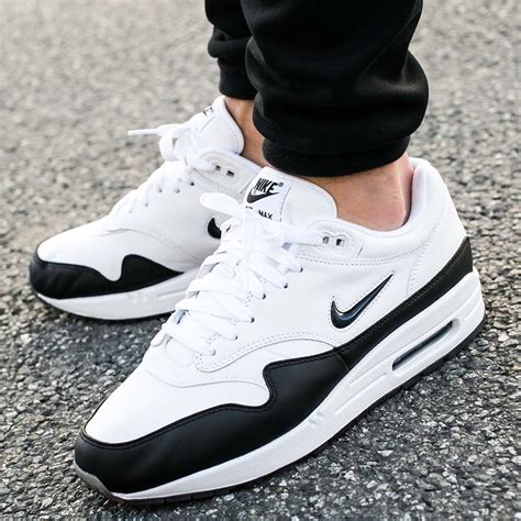 nike air max verkooppunten belgie|Nike Air Max, Classic, One, Wit, & White .